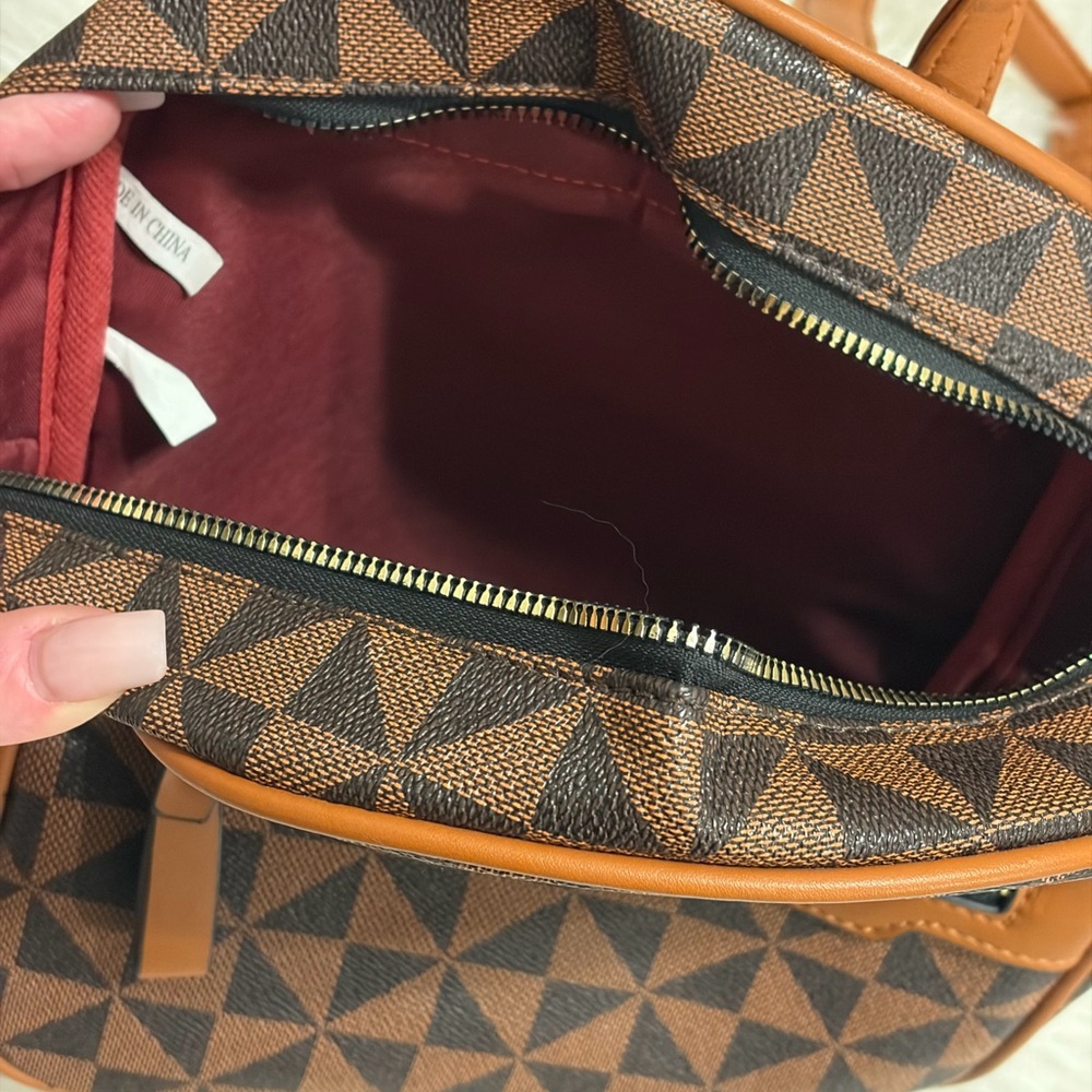 Geometric Pattern Brown Backpack - image 2